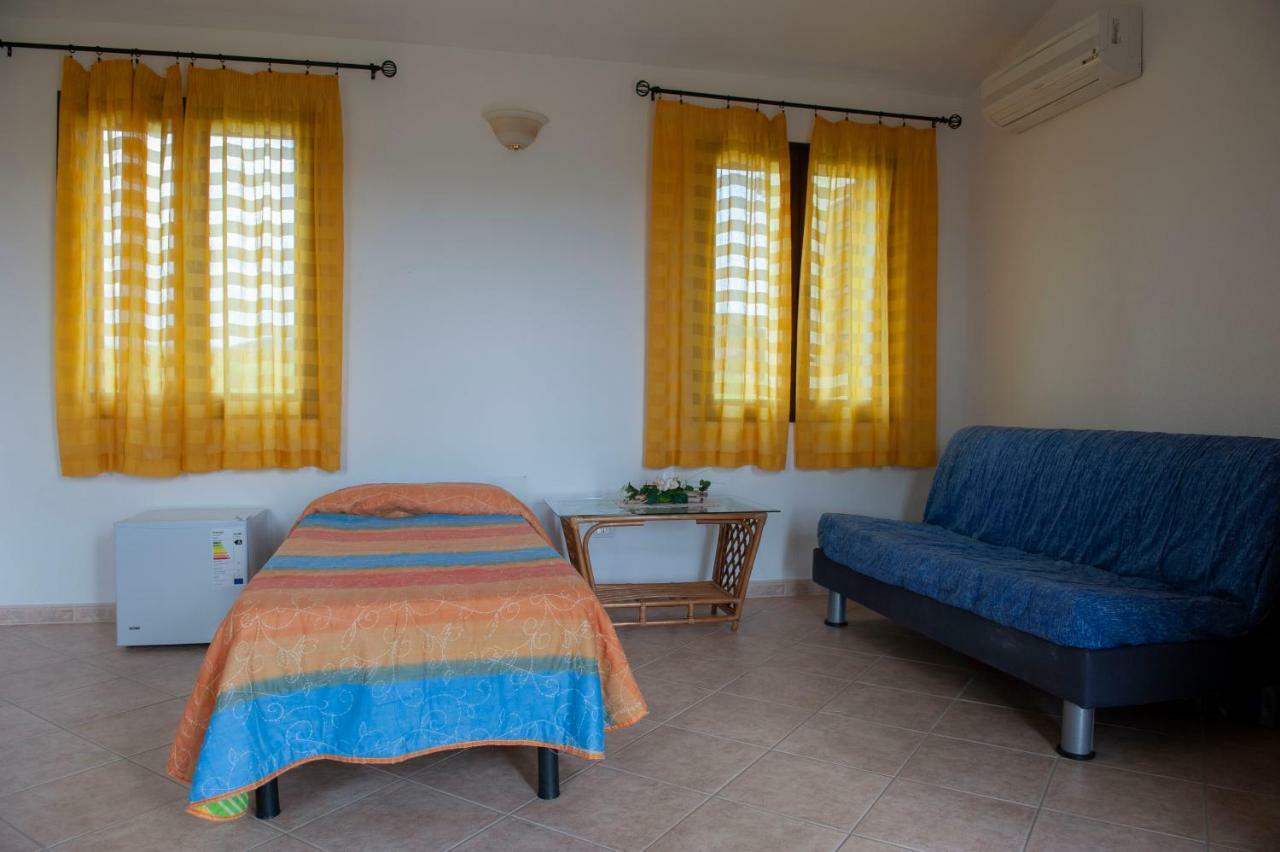 Agriturismo B&B Casteldoria Santa Maria  Dış mekan fotoğraf