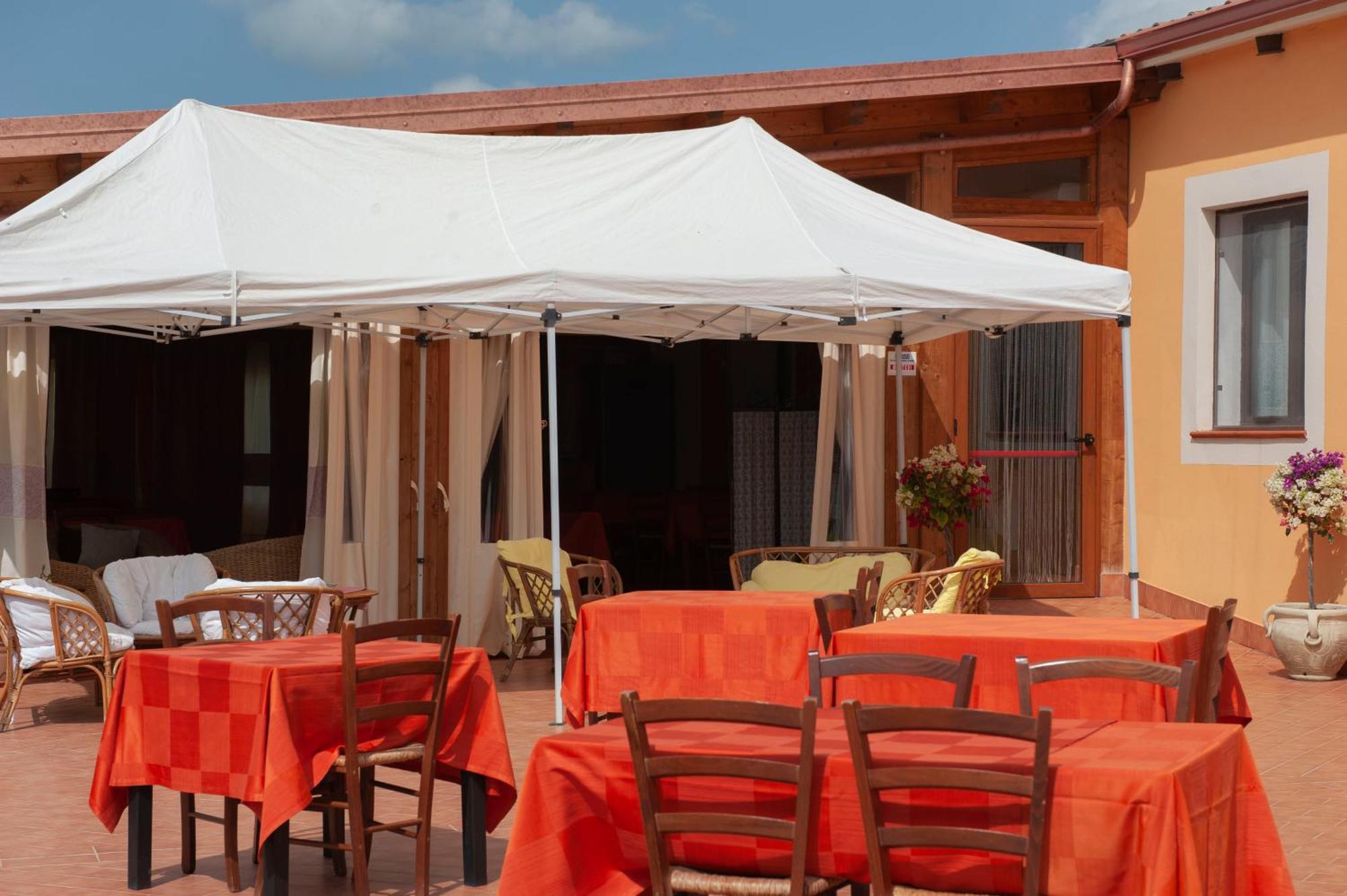 Agriturismo B&B Casteldoria Santa Maria  Dış mekan fotoğraf